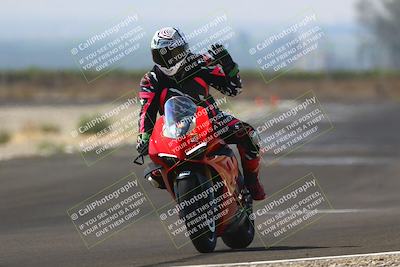 media/Sep-20-2025-TrackDaz (Sat) [[27f0cde673]]/A Group/2pm (Turn 9)/